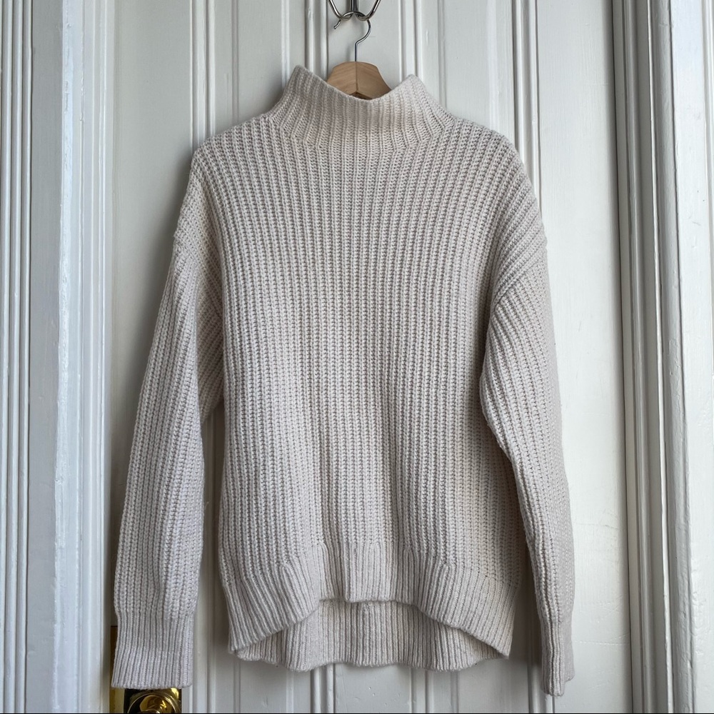 GAP Cream Knit Turtleneck Sweater - Picture 1 of 6